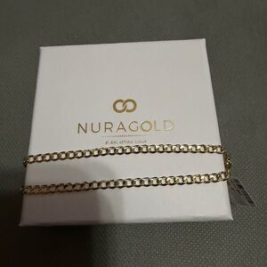 NuraGold Cuban Chain Bracelet 10k gold 9”.